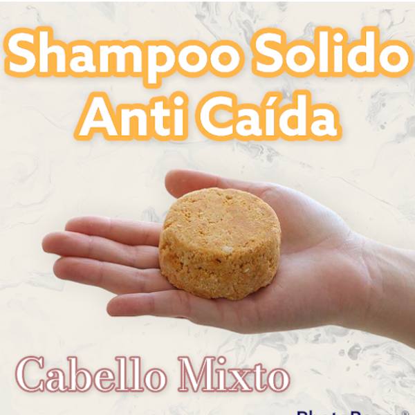 shampoo solido seco color amarillo en hojas limpieza